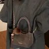 Bolsa Retro de Alta Qualidade para Mulheres 2025 Nova Moda Tendência de Inverno Versátil Bolsa de Ombro Simples para o Dia a Dia Bolsa Transversal