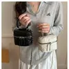 2026 Nuevo Bolso de Mano Mini Caja Estilo Coco Cuadros para Mujer Cadena de Lujo Ligero Bolso Cruzado Pequeño En Stock Envío Directo