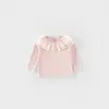 [Sem Trocas ou Devoluções] Camiseta Básica Estilo Coreano para Meninas 2026 Nova Primavera e Outono Camiseta Elegante com Renda + Calça de Suspensório