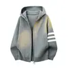 Suéter de Punto con Capucha Otoño Invierno Nuevo para Hombre Cardigan de Tres Rayas Ropa de Abrigo Estilo Old Money Venta al por Mayor de Fábrica Transfronteriza