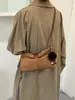 Bolso Tote Retro de Bloques de Color Gamuza Estilo Coreano para Mujer Otoño/Invierno 2026 Nuevo de Gran Capacidad para Viajes Diarios de un Solo Hombro Cruzado