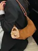 Otoño e Invierno 2025 Bolso de Moda Versátil Bolso Cruzado para Mujer Hombro de Gama Alta para Viajes Peluche Nuevo Lindo Nicho