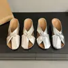 Pantuflas súper calientes sin espalda para mujer, para el verano, versátiles para usar en exteriores, 2026, suela gruesa, slip-on, para persona perezosa, puntera cerrada, sandalias Birkenstock