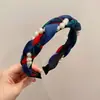 Diadema retorcida de perlas de alta calidad estilo coreano, diadema de pinza ancha para el cabello, temperamento femenino, tocado de alta calidad, nuevo estilo 2025