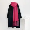 Cachecol de Lã Mohair Liso para Outono e Inverno para Mulheres, Estilo Coreano, Moderno, Versátil, Engrossado, Quente, Cachecol com Franjas, Xale para Mulheres, Atacado