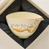 Taza de Cerámica para Compartir Té de Gato Naranja Atrae-Fortuna con Esmalte Beige, Accesorio de Juego de Té de Alta Gama, Recipiente para Verter Té