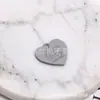 Aleación letras inglesas coloridas pintura corazón de durazno aleación corazón de durazno amor aretes aretes colgante accesorios de joyería DIY