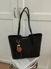 Bolso grande de mujer retro transfronterizo 2026 nuevo bolso tote de versión coreana de moda ligero para hombro para el día a día