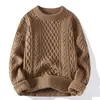 Suéter trançado masculino novo para Outono e Inverno, estilo casual levemente maduro, cor sólida, blusa de gola redonda masculina
