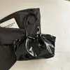 Bolso de hombro casual estilo coreano, alta calidad, moderno, gran capacidad, plisado, retro, nuevo 2026, adecuado para el trabajo y los desplazamientos