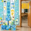Decoración de clase para la temporada de regreso a clases de jardín de infantes y escuela primaria con cajas apiladas, ambientación de escena, utilería para crear ambiente de ceremonia en el aula y globos