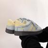 Tênis Brancos Versáteis Super Populares para Mulheres, Sapatos Casuais de Solado Grosso, Novos Loafers Casuais Versáteis Esportivos de Nicho Verão 2026