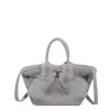 Bolsa Súper Felpuda de Invierno Nueva para Mujer Transfronteriza Color Helado Bolso Bandolera Felpudo Ins Nicho Bolso Cruzado Peludo