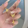 Collar de Mariposa Hielo Triturado Deslumbrante para Mujer, Mariposa Bailando con Gracia, Oro Real 24K Galvanizado, Color Fuerte que Perdura, Artesanía de Precisión CNC
