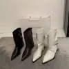 Encuentro de Primera Temporada 2026 Nuevas Botas de Otoño Individuales Cuero Retro Hebilla Pantalones de Media Pantorrilla