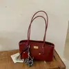 Bolso Retro Francés Bajo el Brazo para Mujer 2026 Nuevo Moderno Simple de Nicho Bolso de Hombro Único Versátil Gran Capacidad Bolso para Viajar