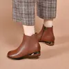 Nuevas botas cortas de algodón para mujer para otoño e invierno 2026, forradas de felpa, zapatos de madre, planas, piel suave, suela blanda, versátiles botas Martin para mujer