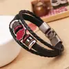 Un lote de pulseras de cuero de venta directa de fábrica, joyería de animación periférica al por mayor, versión coreana de la nueva pulsera de cuero