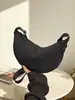 Bolso casual de mujer color caramelo, nuevo modelo 2025, bandolera versátil para uso diario, bolsa tipo dumpling, bolso deportivo ligero en forma de media luna