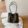 Nueva colección de invierno: bolso de hombro moderno y minimalista, gran capacidad, adecuado para estudiantes, para ir al trabajo y para el uso diario; bolsa de mano estilo retro