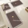 Conjunto de três peças de tapetes de chão antiderrapantes e resistentes à sujeira para banheiro, tapete simples de terra de diatomáceas, tapete para pés absorvente de água e de secagem rápida para vaso sanitário, atacado de fábrica