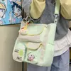 Moda Transfronteiriça Versátil Minimalista Design de Nicho Feminino Primavera 2026 Nova Bolsa Tote de Ombro Único Transversal Texturizada de Alta Qualidade