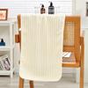Nova Toalha de Coral Fleece com Listras Verticais, Toalha de Banho Macia e Absorvente, Toalha de Rosto Espessa para Uso Doméstico Atacado