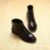 Botas Curtas Estilo Britânico com Elegância Francesa, Botas Martin Versáteis, Novos Sapatos Femininos 2026 Primavera e Outono Salto Grosso Estilo Coreano Salto Baixo para Mulheres
