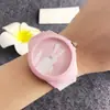 Estilo Nuevo Primavera y Verano Novedad para Mujer No se Desvanece Versátil Nicho Lujo Accesible Gama Alta Reloj Simple a la Moda Esfera que Adelgaza Reloj