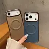 Capa Magnética de Couro com Borda Lateral Macia Eletrodepositada Dois em Um para Celular Adequada para Apple 17Promax Samsung S25