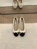 Mocassins Femininos Estilo Francês Bico Redondo com Elevação Oculta Novo Estilo Outono 2026 Laço Elegante Combina Bem com Saias Sapatilhas