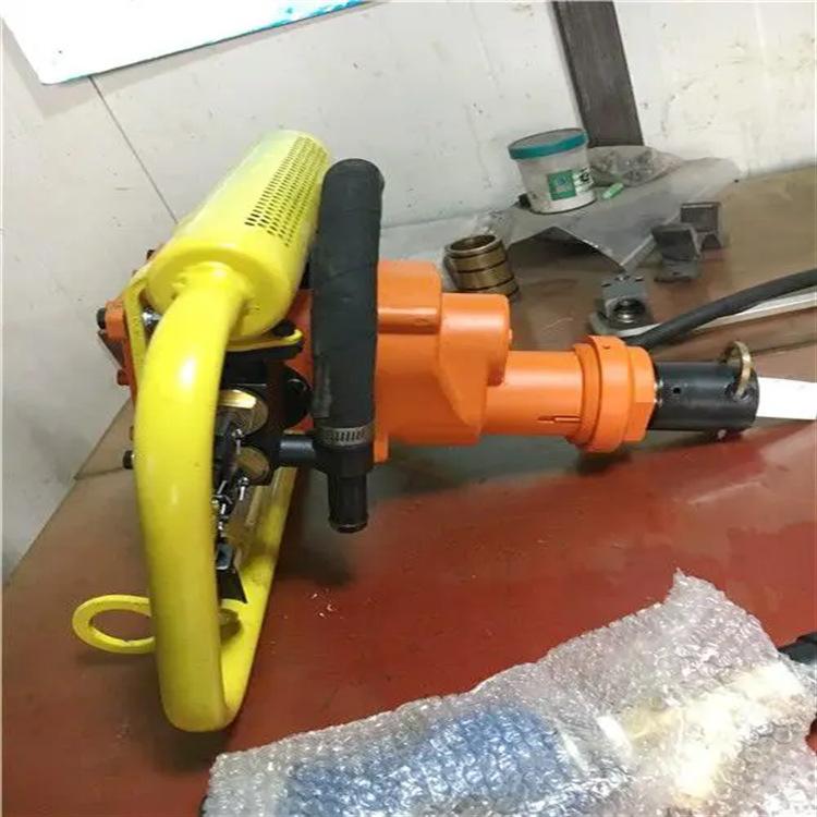 手持式气动防突钻机 (2)