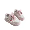 Zapatillas infantiles, nuevo modelo de otoño, estilo princesa rosa, zapatos casuales de suela blanda, diseño de gatito de dibujos animados, zapatillas de velcro para niñas