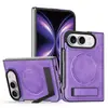 Adecuado para iPhone Duo, esta funda de teléfono de carga inalámbrica magnética presenta un diseño de tapa abatible, una estética simple y elegante, y proporciona una carcasa protectora de cuero.