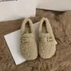 Primer Encuentro Temporada Zapatos Peludos Ropa de Abrigo para Mujer 2026 Otoño Invierno Nuevos Botas de Nieve Acolchadas de Terciopelo Cálidas Zapatos de Algodón Moda Casual