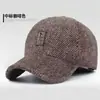 2026 Nuevo Sombrero de Hombre Otoño/Invierno Gorra de Béisbol para Padre de Mediana Edad Calidez Engrosada Protección para los Oídos Versátil Gorra de Pico de Pato