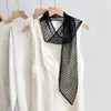 Bufanda de Seda con Lunares y Encaje Nueva de Verano para Mujer, Versátil para Tomar Fotos, Accesorios de Bufanda Hueca de Moda y de Alta Gama