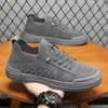 Zapatos Casuales de Alta Gama para Hombre 2026 Nuevo Modelo Fuente Transfronteriza Fábrica Zapatos para Hombre Transpirables Malla Fly-Knit Zapatos Casuales Venta al por Mayor