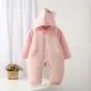 Macacão de Veludo com Capuz para Bebês e Crianças Pequenas, Estilo Novo Outono e Inverno, para Homens e Mulheres, Conjunto de Duas Peças de Roupas Acolchoadas para Passeio Esportivo, Moderno
