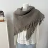 Nuevo Estilo Artístico Bufanda Chal Triángulo Rayado para Mujer, Moderno Retro Calentador de Cuello para Otoño e Invierno, Bufanda Exterior para Estudiantes