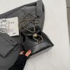 Bolso pequeño retro popular de este año 2023 nueva mochila para mujer estilo occidental cadena combinable mochila pequeña de viaje