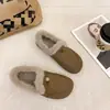 Mocasines de invierno retro con forro de polar, estilo nuevo 2026, cálidos, de suela suave, peludos, estilo Birkenstock, zapatos de algodón para mujer