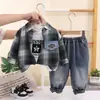 Conjunto de Moda Infantil Primavera/Otoño 2026 Nuevo Elegante Bebé Niño Estilo Coreano Cuadros Retro Camisa Conjunto de Tres Piezas Moderno