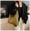 Bolsa de Gran Capacidad para Mujer en Otoño, Bolso Cubo de Hombro Versátil Nuevo 2025, Bolso Tote Popular para el Trabajo este Año