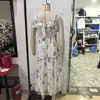 Ins Transfronterizo Europeo y Americano 2026 Nueva Moda Elegante Ropa de Mujer al por Mayor Vestido Largo con Volantes Bordado sin Hombros