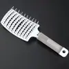 Peine Curvo para Volumen en la Raíz del Cabello con Cerdas Curvas Grandes para Alisar y Estilizar, Peine de Cerdas de Jabalí Masajeador para Hombres y Mujeres, Peine de Peluquería Recubierto de Goma para Cabello Largo y Rizado