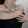 Collar de cadena de clavícula multicapa con cuentas redondas blancas y negras de estrella de cinco puntas de planeta punk personalizado, estilo hip hop, genial y atractivo para chicas.