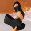 Sandalias Chanclas Altura Aumentada Exteriores Media Pantufla Versátil Verano Suela Gruesa Celebridad de Internet Moda Mujer Zapatillas de Mujer 2026 Nuevo Tacón de Cuña