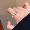 Anillo Coreano de Zirconia con Forma de Corazón de Nicho, Juego de Anillos Lisos de Lujo Ligero de Gama Alta, Anillo para Dedo Índice, Anillo Versátil y Elegante al por Mayor