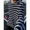 Camiseta de Manga Larga a Rayas con Cuello Redondo Estilo Retro Universitario de Hong Kong para Hombre, Versátil, Holgada, Camisa Exterior, Camiseta Base para Primavera y Otoño